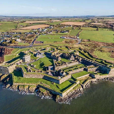 The Town House Kinsale, Hosted By Exquisite Homes, Sleeps 16 Dom wakacyjny