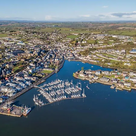 The Town House Kinsale, Hosted By Exquisite Homes, Sleeps 16 *