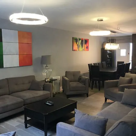 Semesterbostad The Town House Kinsale, Hosted By Exquisite Homes, Sleeps 16 *