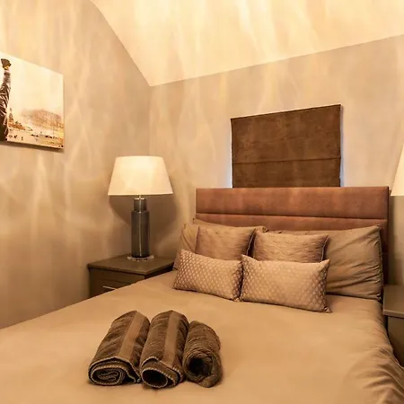 The Town House Kinsale, Hosted By Exquisite Homes, Sleeps 16 * Kinsale