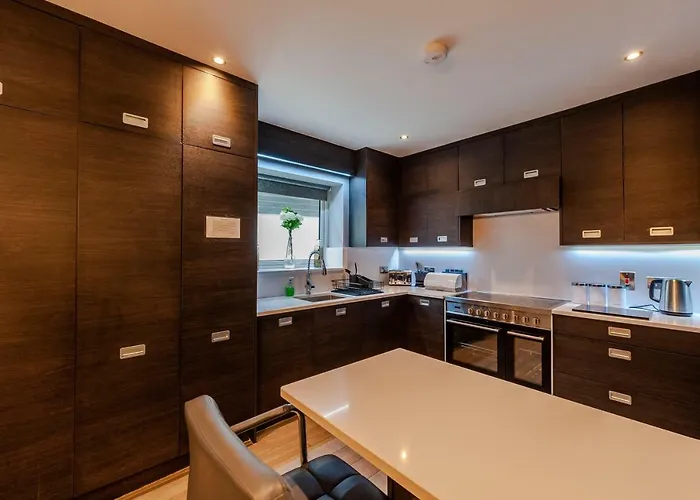 Vakantiehuis The Town House Kinsale, Hosted By Exquisite Homes, Sleeps 16